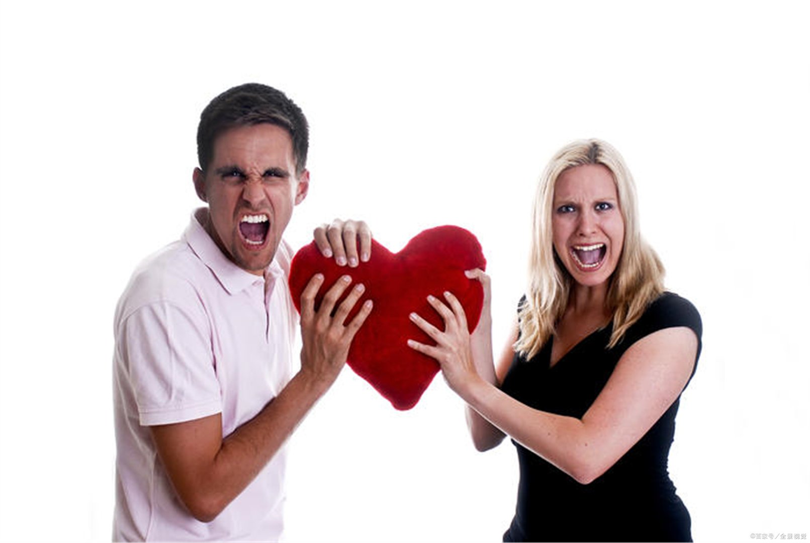 全国人大代表建议设立结婚辅导期,让新婚夫妇建立正确的家庭观,你支持吗?