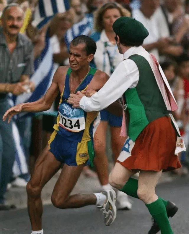 雅典奥运会被路人推倒错失冠军的利马,最终有得到补偿吗?