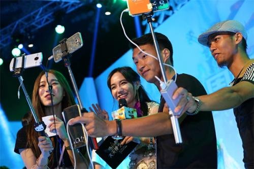 代表建议公示逃税主播名单，这是否会有效规范网红市场？