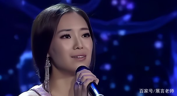 刀郎与她同居6年，但是云朵至今都未婚，难道是刀郎抛弃了云朵吗？