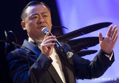 周立波沉寂多年后首次发声，做的第一件事就是吐槽自己的妻子，这是为何？