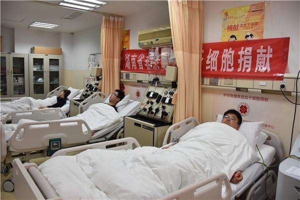 女孩两次获同一人捐献造血干细胞，为何她经历了两次捐助？