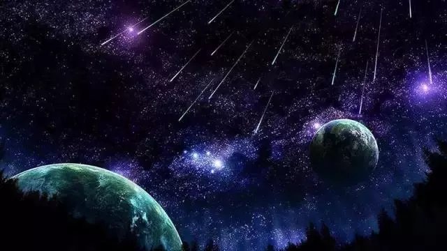令人惊叹！巨大流星深夜划过英国上空，这样的现场是否很常见？