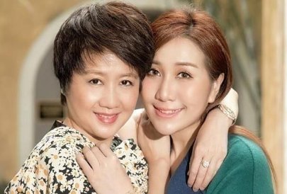 赌王二太太，14岁嫁给赌王，大女儿何超琼成赌王接班人，蓝琼缨如今怎样？