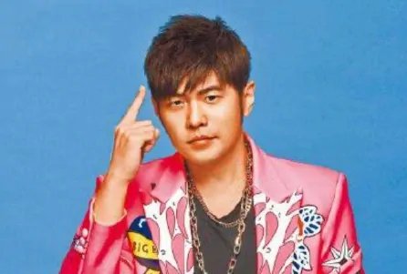 周杰伦晒新歌歌词，这首歌的歌词有着怎样的意境和元素？