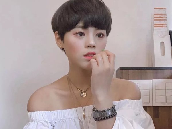 女人为什么都怕蘑菇头发型？