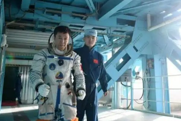 神舟十五号三名人员名单