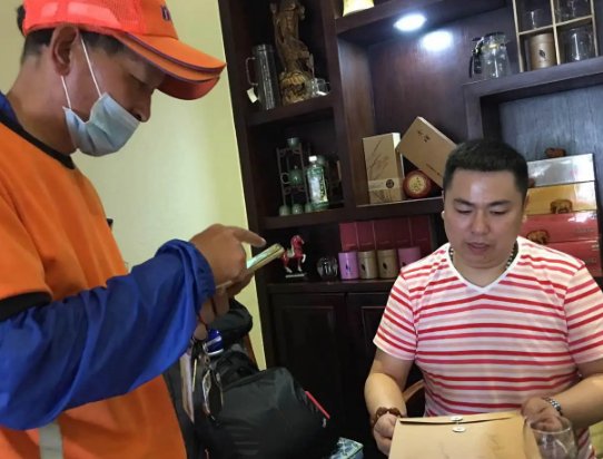 日本男子“出租自己”，4年赚了近200万，他将自己租出去干啥了？