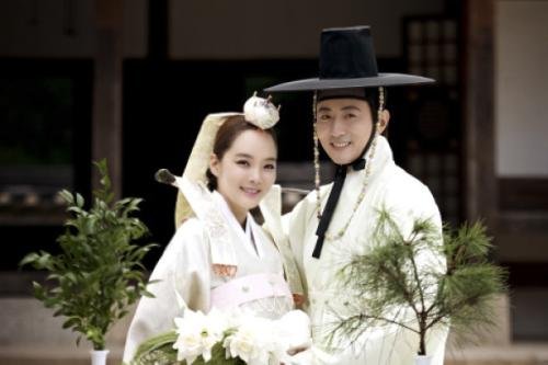 高梓淇发文祝福前妻蔡琳,离婚后的二人还可以像朋友一样相处吗?