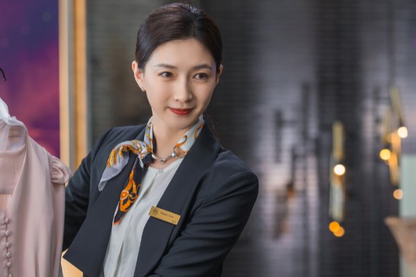 三十而已王漫妮最后和谁在一起了