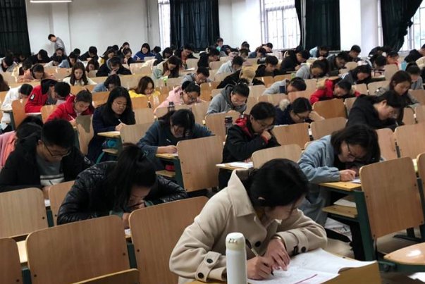 bec高级考试报名费