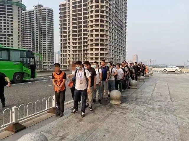 现在的拍卖公司古玩界有哪些内幕和骗局？？？