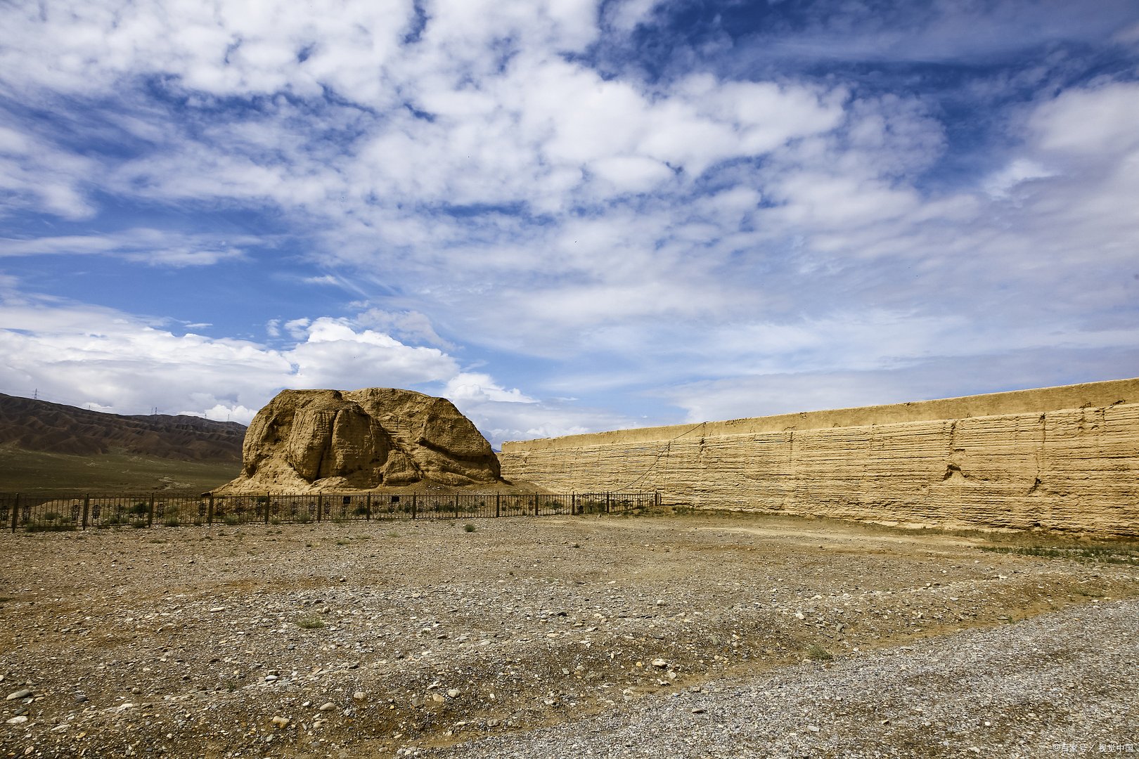 周幽王烽火戏诸侯是真的吗？为何很多皇帝要美人不要江山？