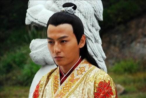 明朝朱辰钧和哪个皇帝是兄弟