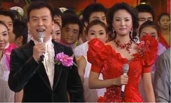 14年前，央视春晚的“黑色三分钟”，到底是怎么回事？