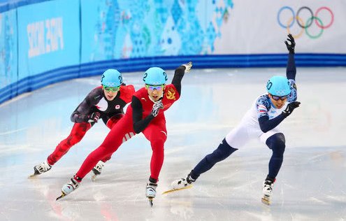 第一届冬奥会是什么时候举行的？举办地点是哪里？