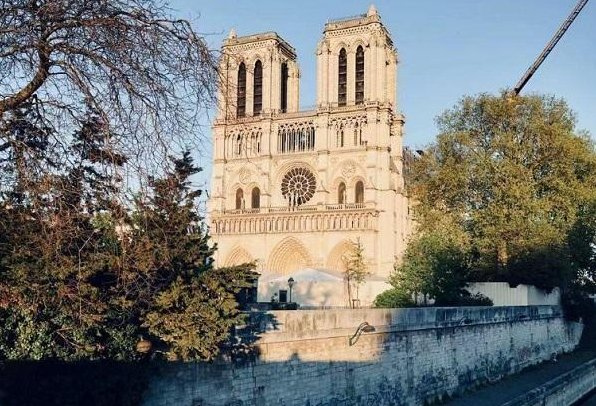 巴黎圣母院广场铅颗粒含量过高关闭，铅都有什么危害？