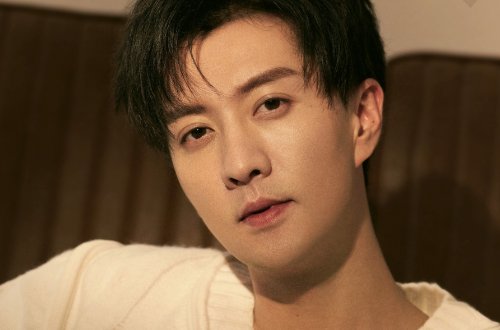 高仁今年多少岁