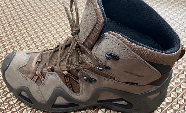 lowa鞋中文叫什么