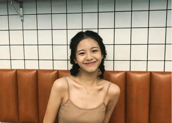 李庚希被北电中戏拒绝是怎么回事？