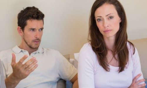 福建一儿媳炫耀老公买的手镯，被婆婆反炫，这样的相处模式你羡慕吗？