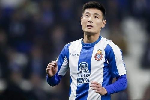 王霜在社交平台喊话武磊，武磊是如何回应的？