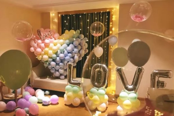 四川一女子拒绝同事表白，遭信息和视频辱骂，遇到这种事该如何维权？