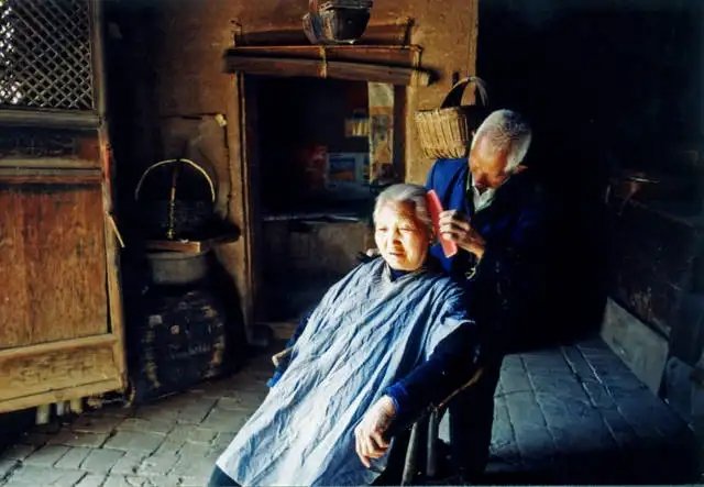 上海癌症晚期老人因疫情与老伴分离，最终是如何度过人生最后时刻的？