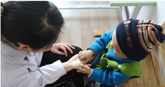 爷爷将自闭症孙子遗失重庆，为何自闭症儿童难以治愈？