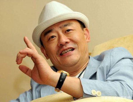 周立波沉寂多年后首次发声，做的第一件事就是吐槽自己的妻子，这是为何？