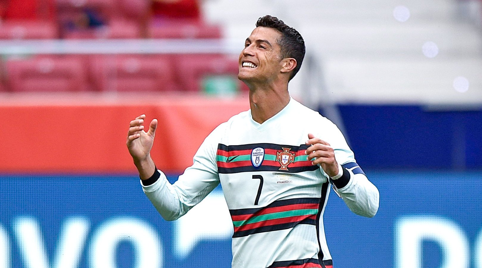 C罗成为欧洲杯正赛历史最佳射手，他是怎么做到的？