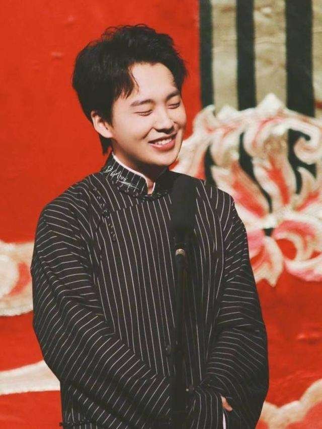 郭麒麟说：“我开跑车怎么了？”我们怎么看待富二代？