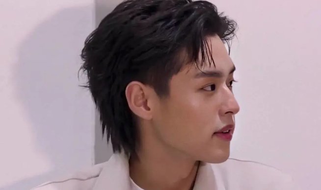 狼尾尴尬期什么样子?