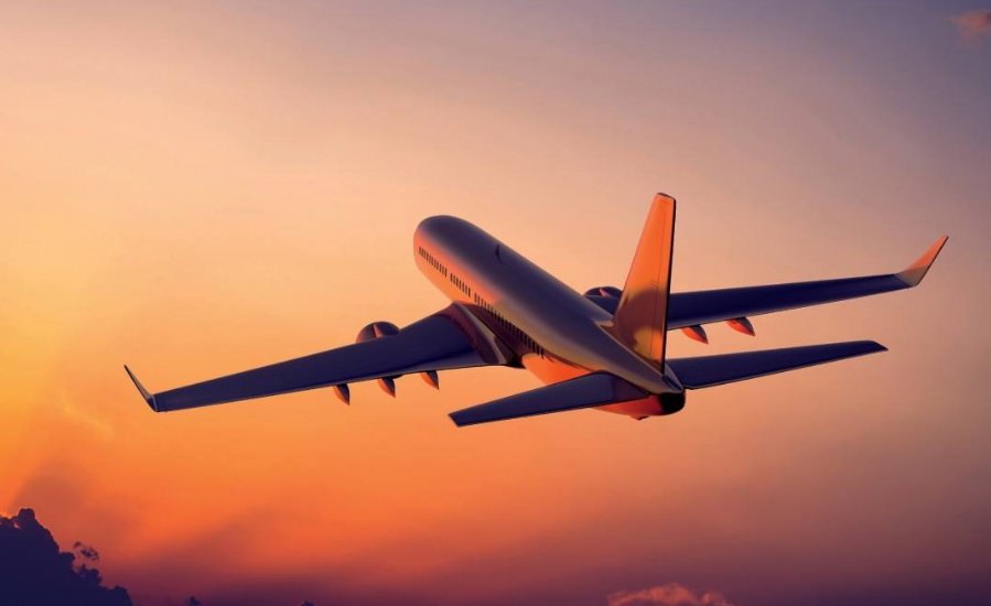 元旦多地机票价格比火车票低一半，这是什么原因造成的？