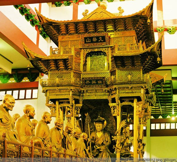 灵隐铜殿的建筑结构