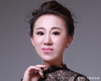 她被赵本山一夜捧红，成名后抛夫弃子，现在成名之后的生活过得怎么样了？