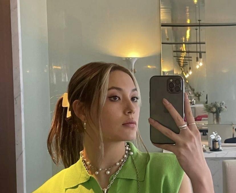 谷爱凌乘私人飞机回美国引争议，此事对她的影响有多大？