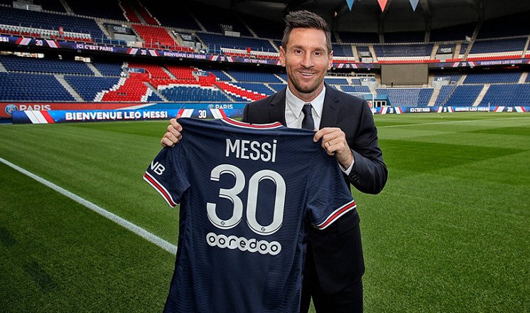 梅西的年薪为3500万欧元，你觉得这个年薪合理吗？