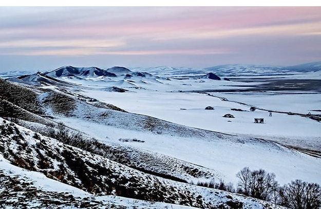 《沁园春·雪》是在什么时候写的？
