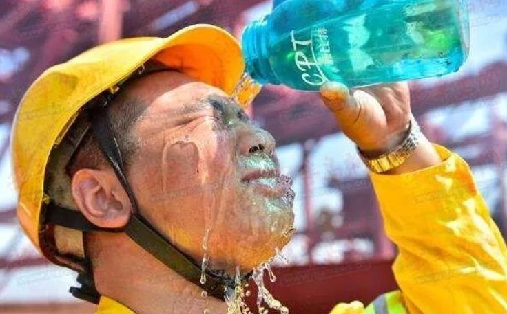 加拿大一周内有超700人猝死，连续的高温是致其死亡的原因吗？