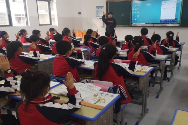 引蛇出洞的意思是什么