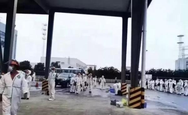 突发！宁波舟山港作业人员“新冠阳性”，梅山码头紧急暂停所有进提箱服务→