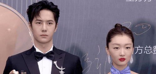 周冬雨、王一博同框走红毯，两人的气场有多强？