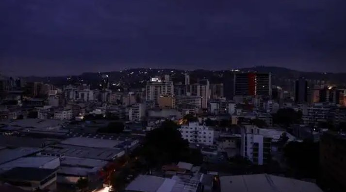 台风南玛都肆虐日本，全国超5万家庭停电，停电会给居民生活带来哪些影响？