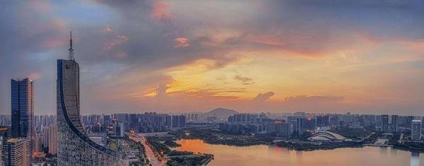 哪有什么“恶意返乡”，只有“光明正大”地来
