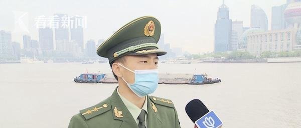 外滩跳江救人的兵哥哥找到了 这是咋情况？