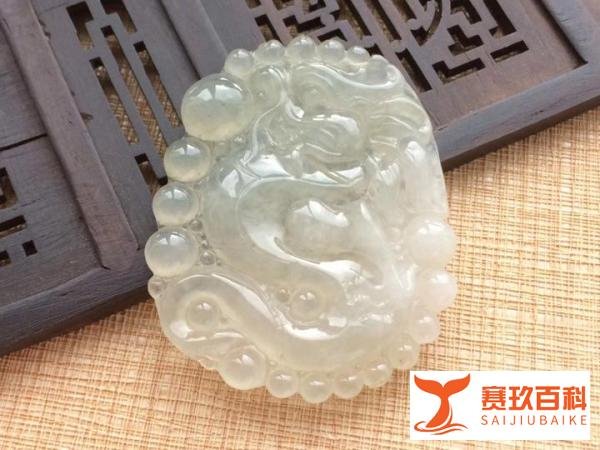 翡翠雕龙的寓意你知多少？