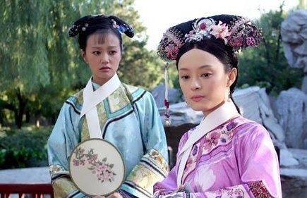 《甄嬛传》中甄嬛有两个丫鬟，那个叫流朱的后来怎么不见了？