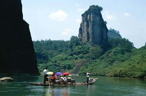 为什么运城文旅局局长会选择买烧鸡送免费旅游？