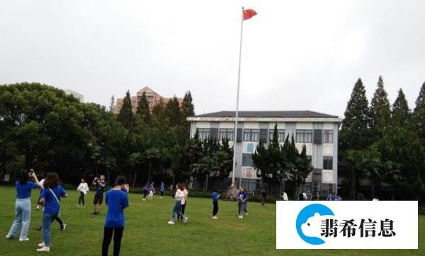 华东理工大学“耳机事件”究竟怎么回事？女父发声孩子惊吓过度
